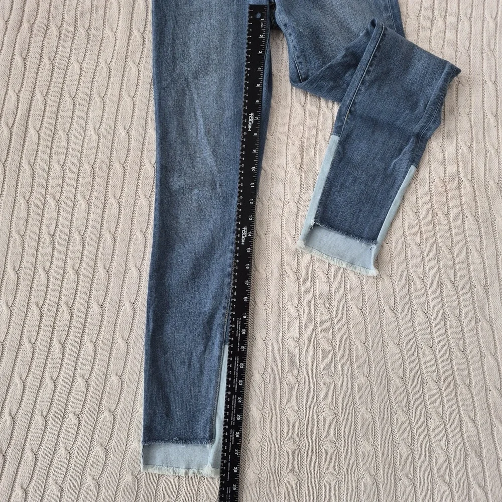 Pilcro and the Letterpress Jeans Size 27 Light Wash‎ Fringe Hem Skinny Summer